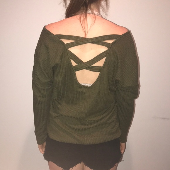 Oversized Green Sweater - Picture 2 of 2